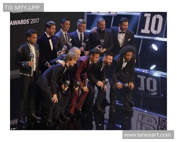 全球足坛巨星同框合影 展现足球魅力与团结精神